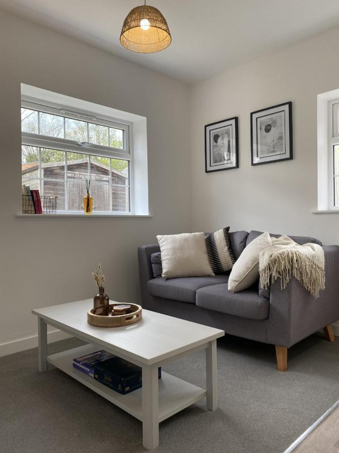 Number 8 Apartment Tutbury Exterior photo